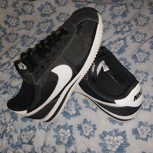 Nike Cortez